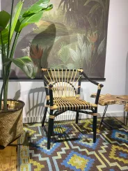 Kasiruta Sessel aus Rattan, ca. 80cm hoch. 